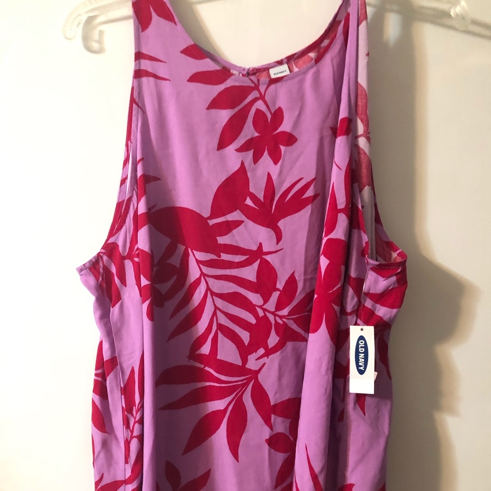 Old navy tank top